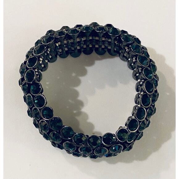 Crystal Gun Metal Stretch Bracelet - Picture 3 of 3